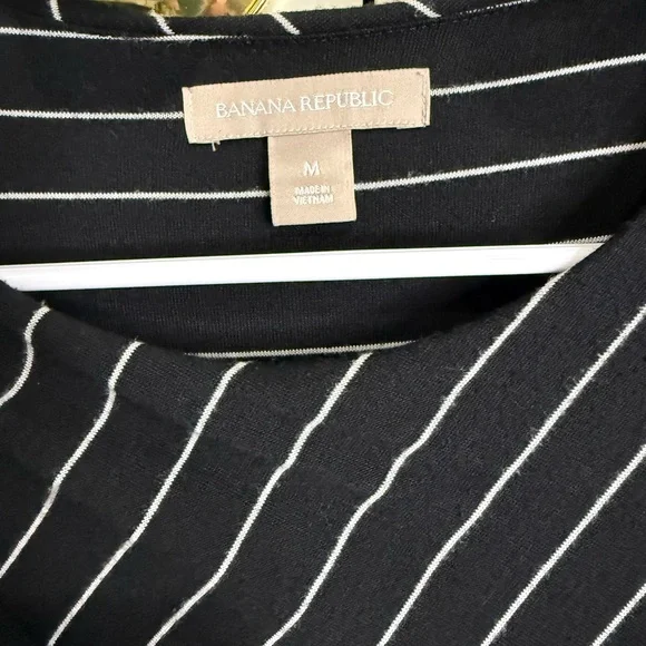 Banana Republic Asymmetrical Striped Midi Dress Long Sleeve Black White M - Picture 2 of 3